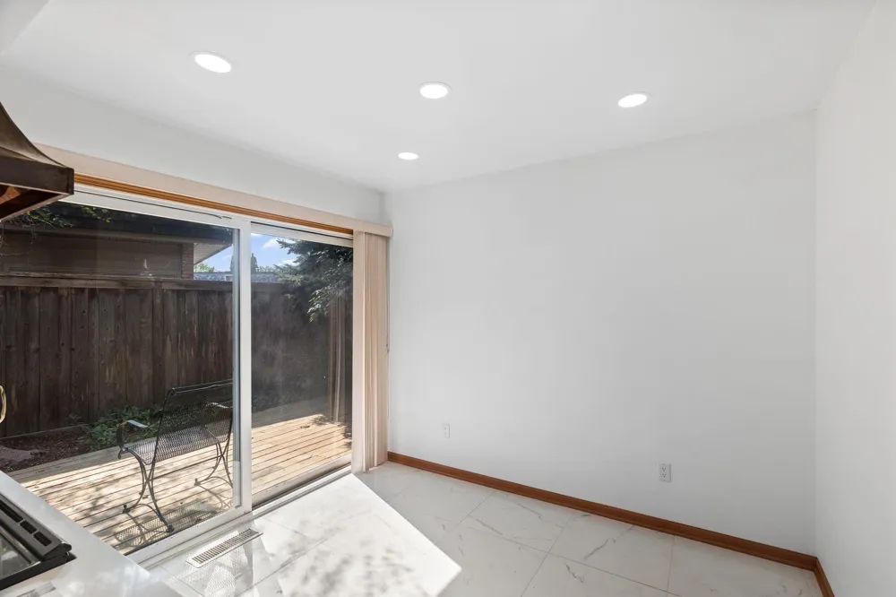 6301 Barrie Road Edina, MN 55435