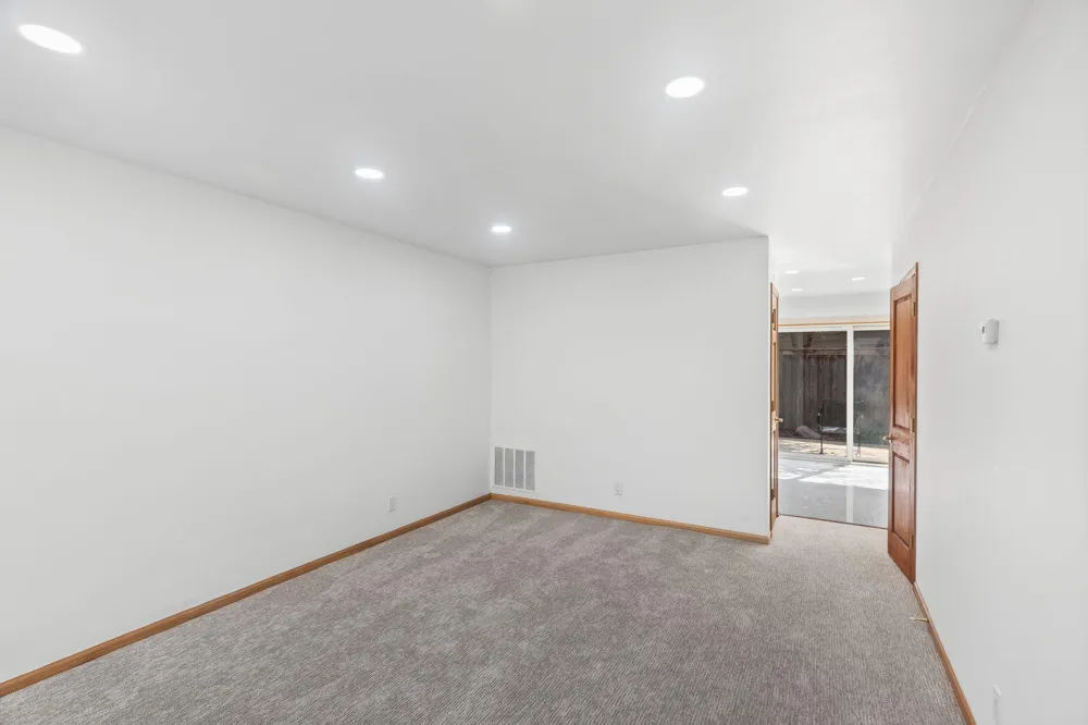 6301 Barrie Road Edina, MN 55435