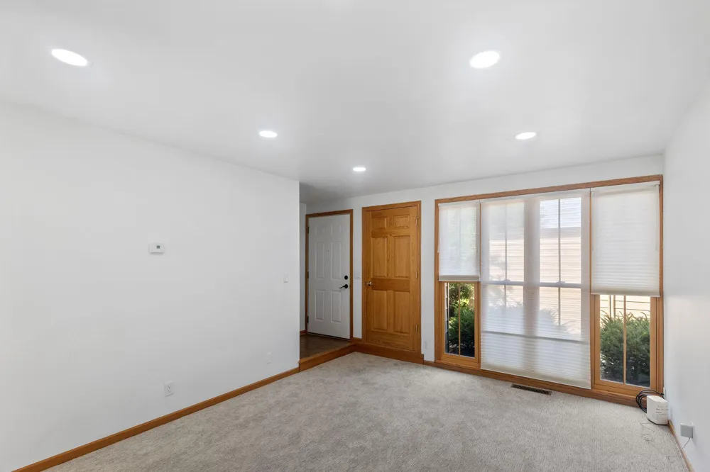 6301 Barrie Road Edina, MN 55435
