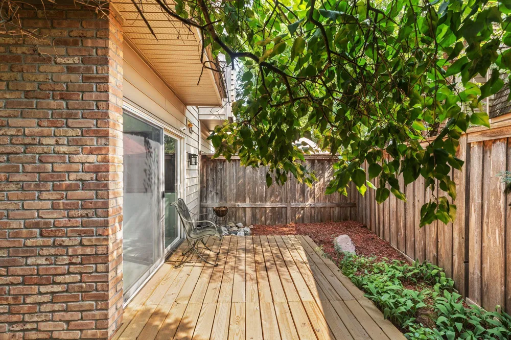 6301 Barrie Road Edina, MN 55435