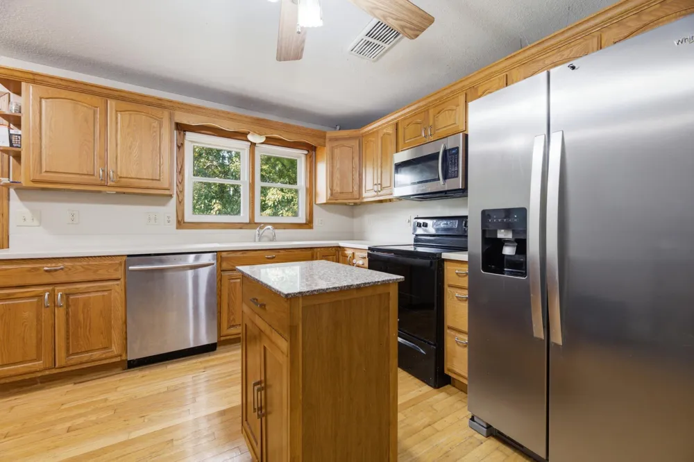 1661 W 6th Street Winona, MN 55987