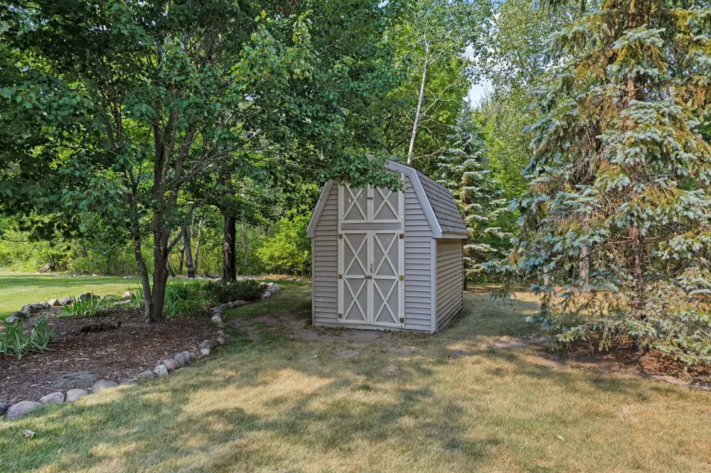 27166 Bayshore Circle NW Isanti, MN 55040