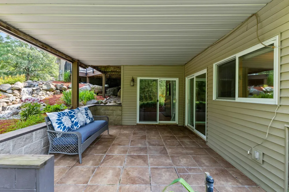 27166 Bayshore Circle NW Isanti, MN 55040