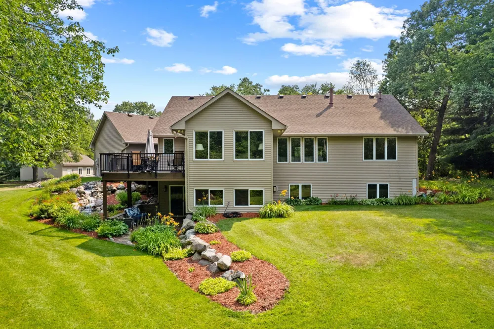 27166 Bayshore Circle NW Isanti, MN 55040