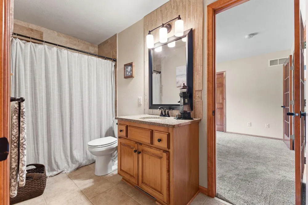 27166 Bayshore Circle NW Isanti, MN 55040