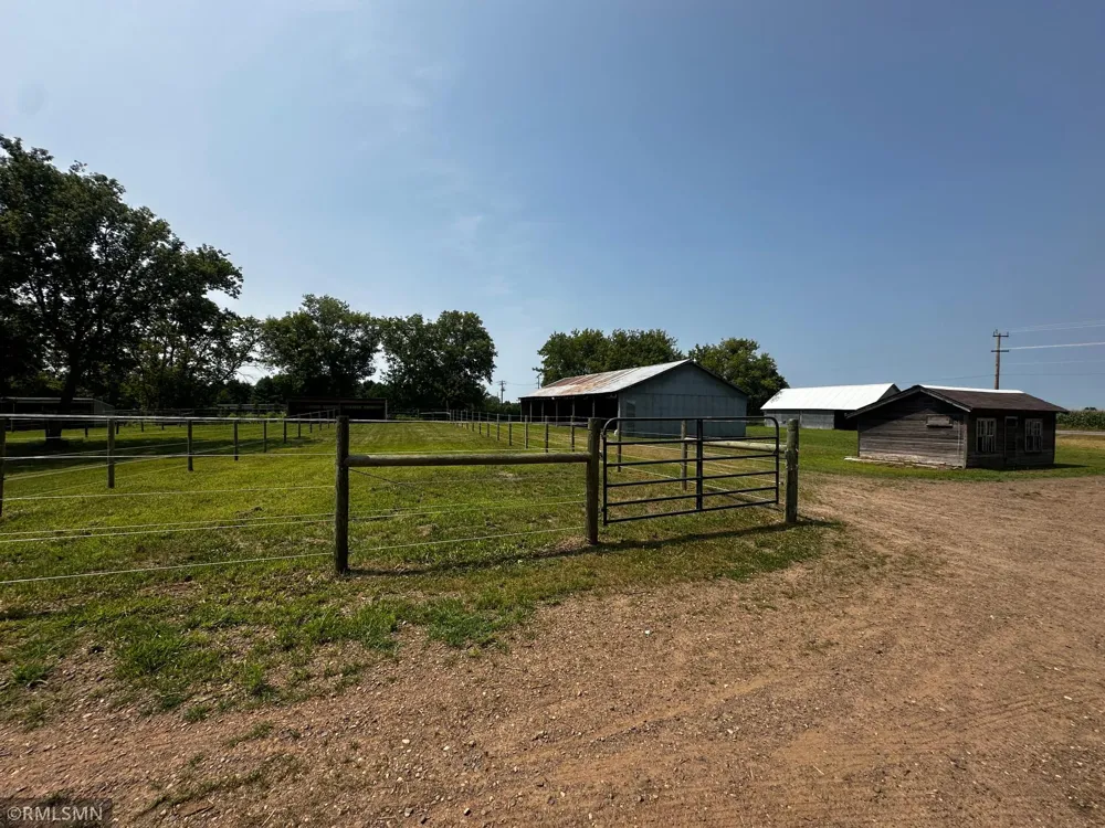 12737 375th Street North Branch, MN 55056