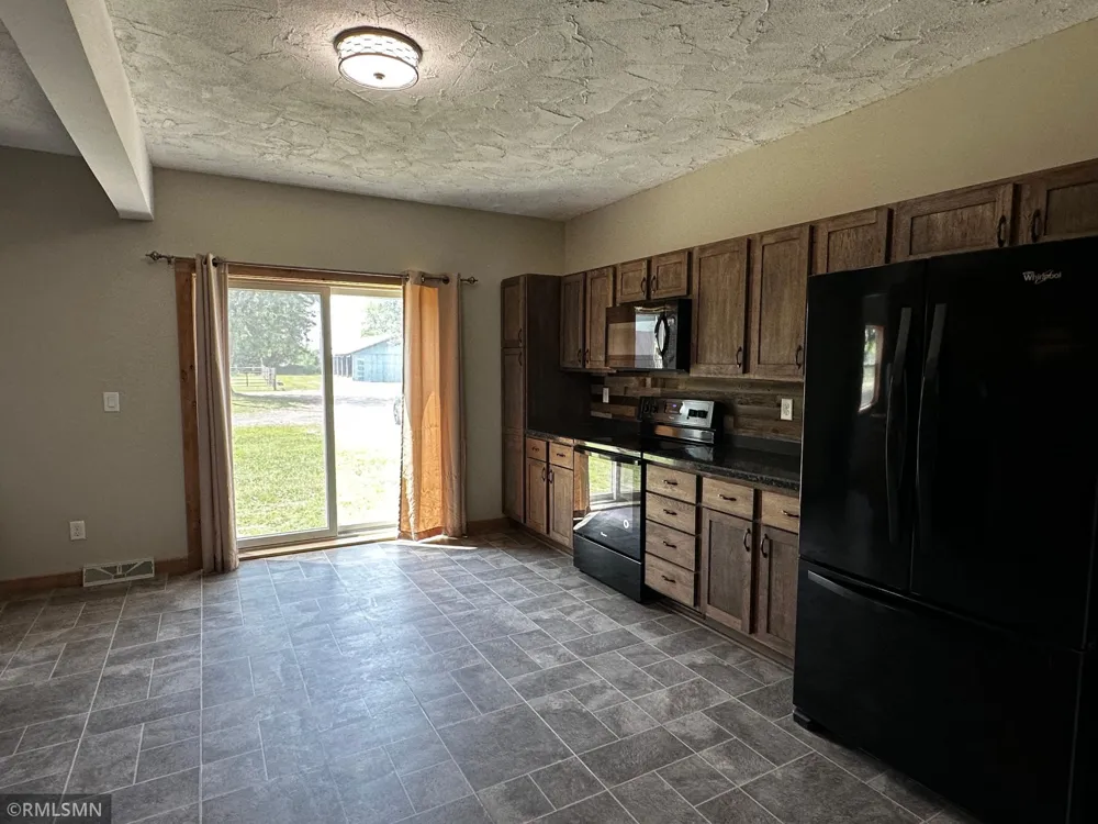 12737 375th Street North Branch, MN 55056