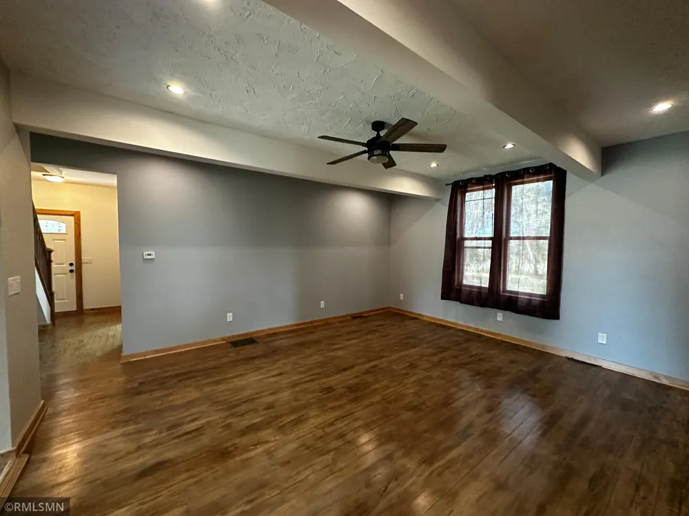 12737 375th Street North Branch, MN 55056