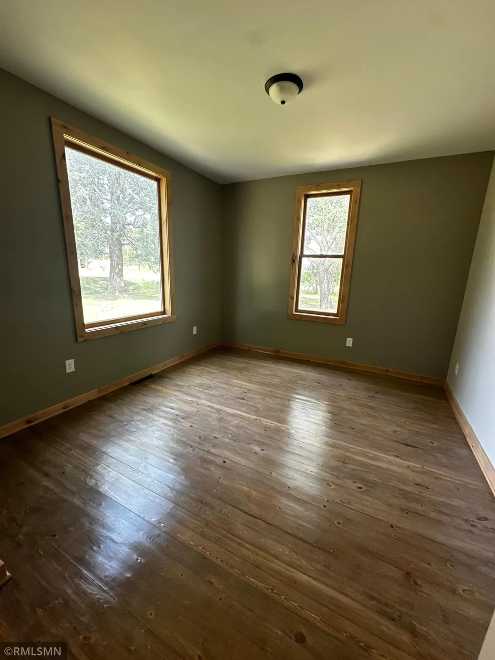 12737 375th Street North Branch, MN 55056