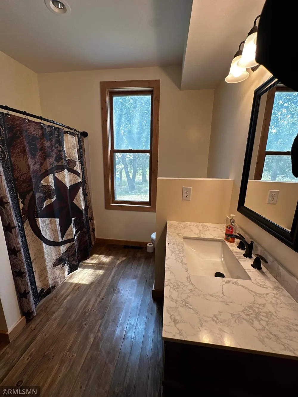 12737 375th Street North Branch, MN 55056