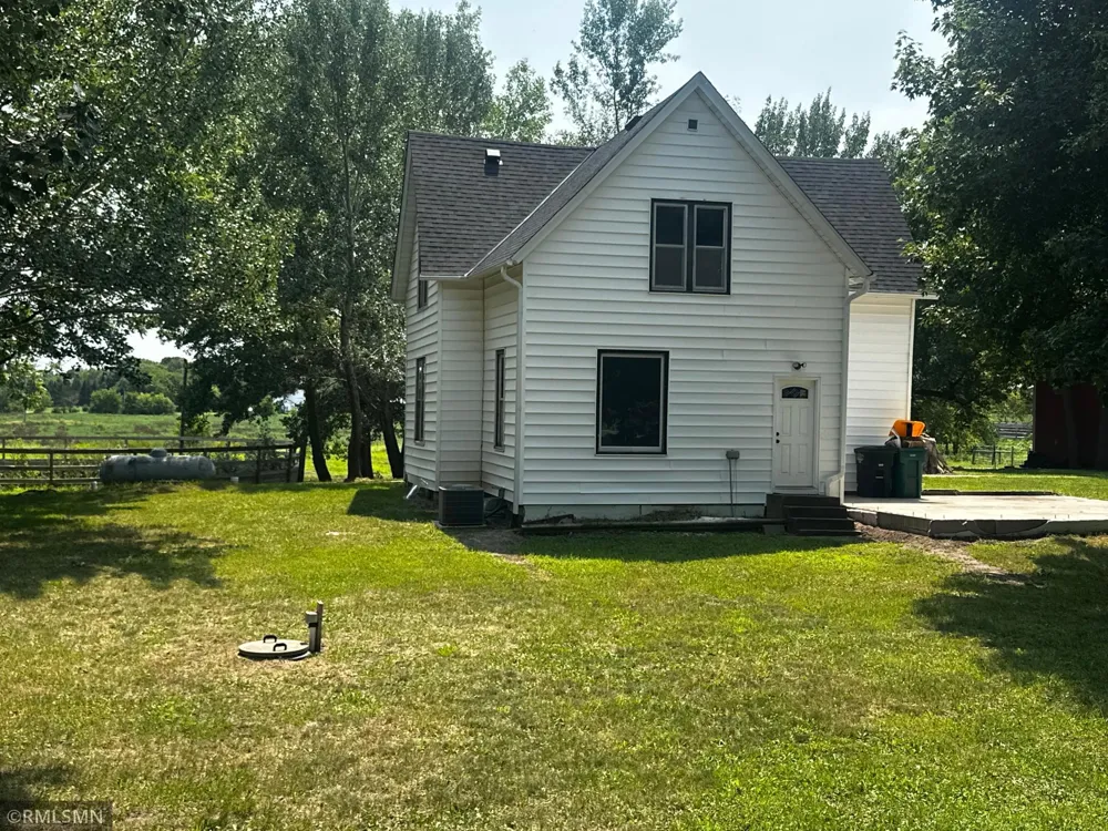 12737 375th Street North Branch, MN 55056