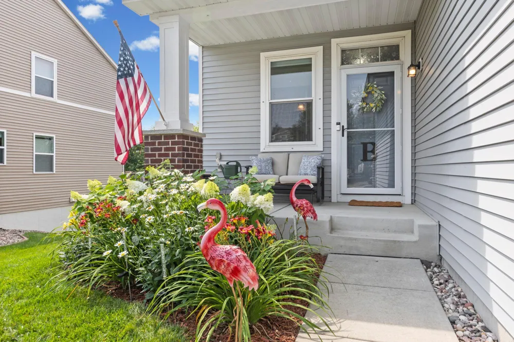 1624 Hackberry Court Carver, MN 55315