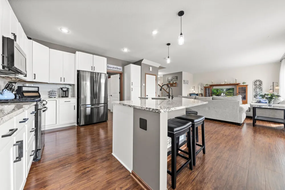1624 Hackberry Court Carver, MN 55315