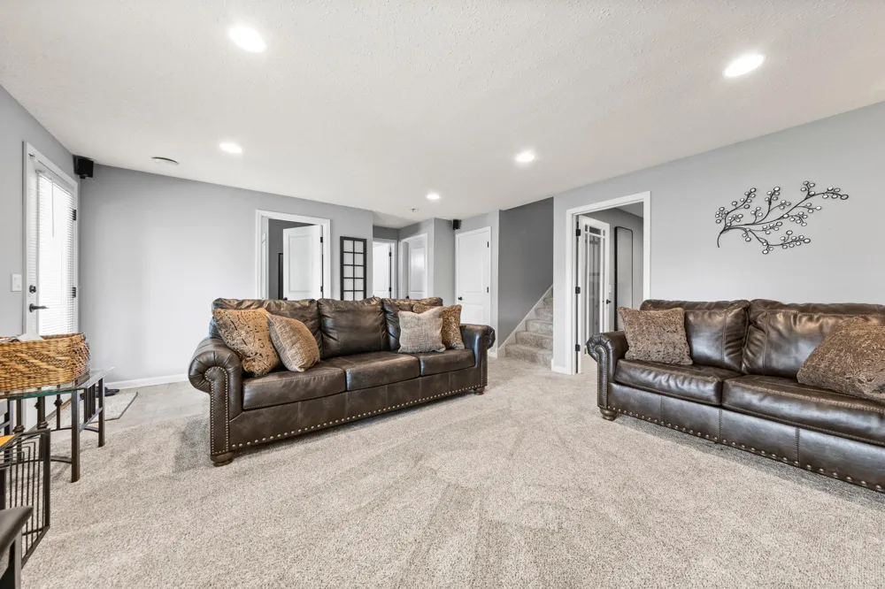 1624 Hackberry Court Carver, MN 55315