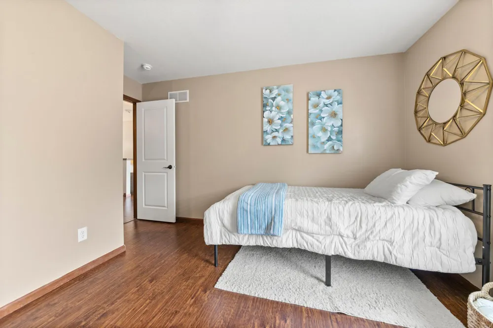 1624 Hackberry Court Carver, MN 55315