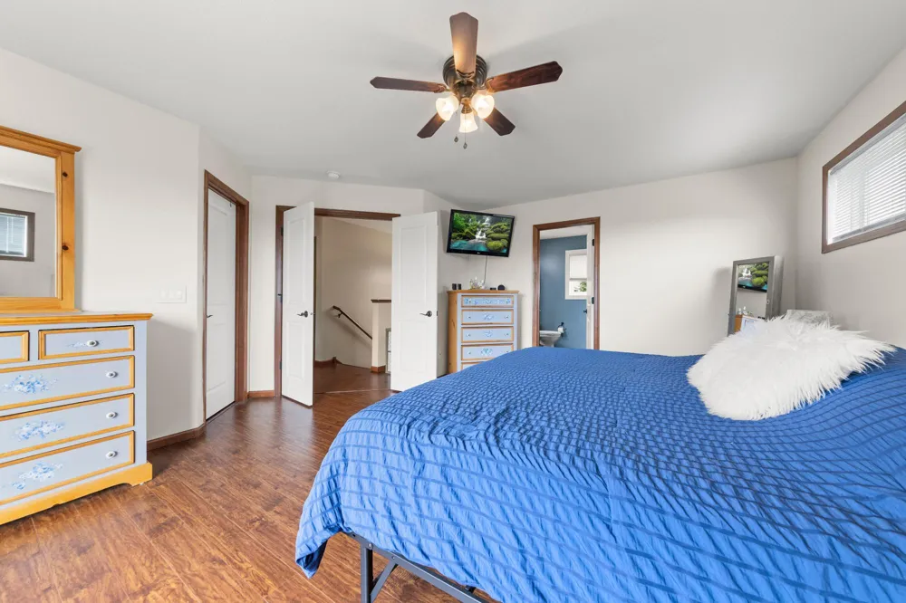 1624 Hackberry Court Carver, MN 55315