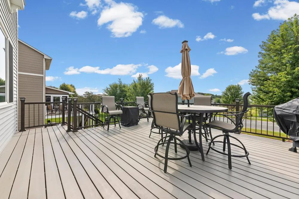 1624 Hackberry Court Carver, MN 55315