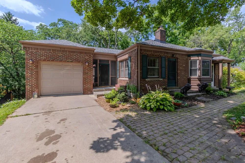 519 Fairview Circle Ypsilanti, MI 48197