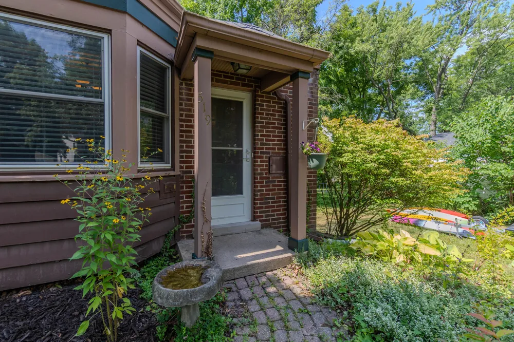 519 Fairview Circle Ypsilanti, MI 48197