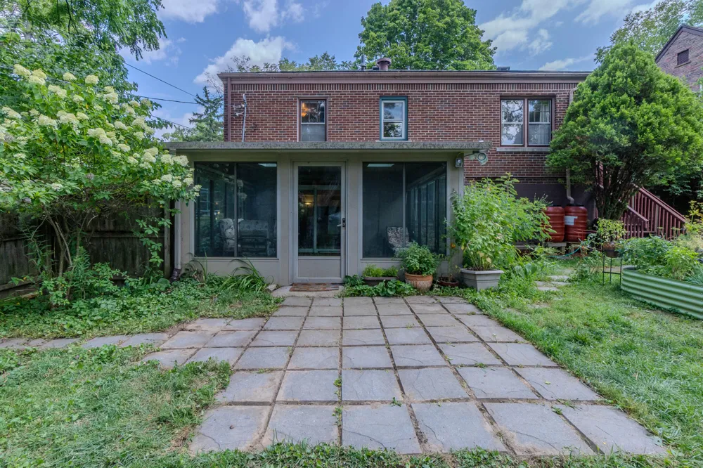 519 Fairview Circle Ypsilanti, MI 48197