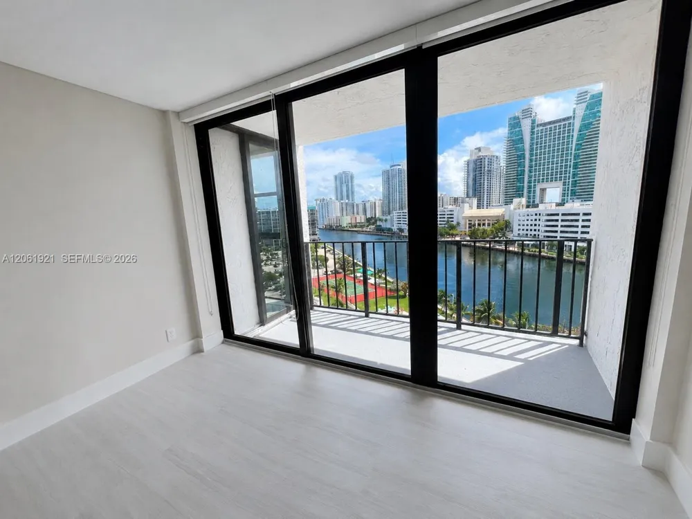 200 Leslie Dr #1017 Hallandale Beach, FL 33009