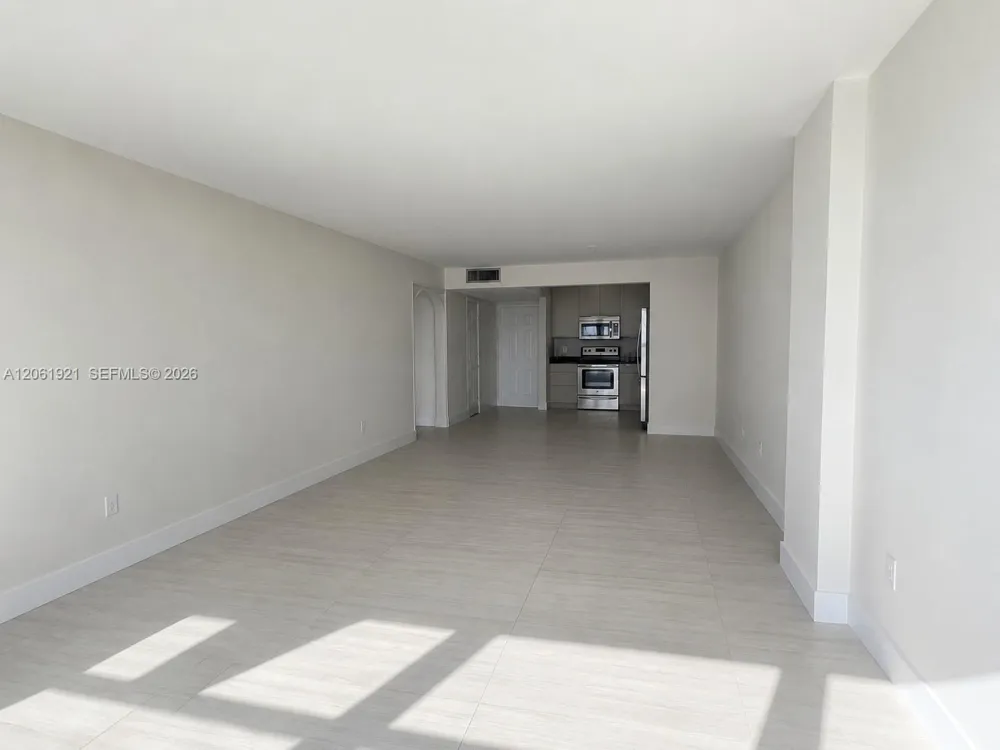 200 Leslie Dr #1017 Hallandale Beach, FL 33009
