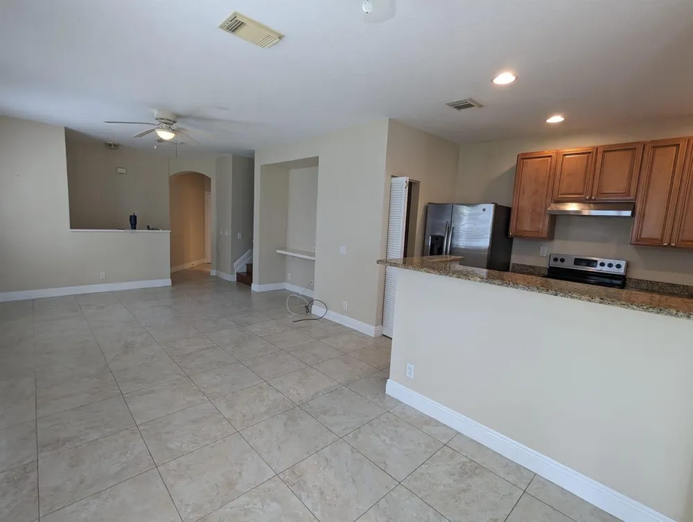 3189 Laurel Ridge Circle Riviera Beach, FL 33404
