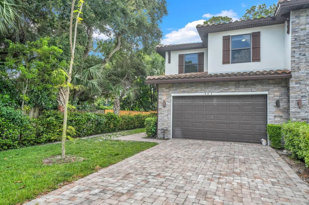 407 Bella Sol Way West Palm Beach, FL 33406