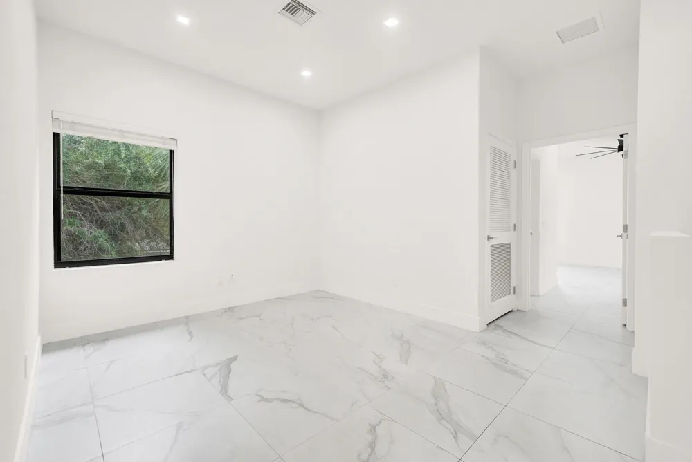 407 Bella Sol Way West Palm Beach, FL 33406