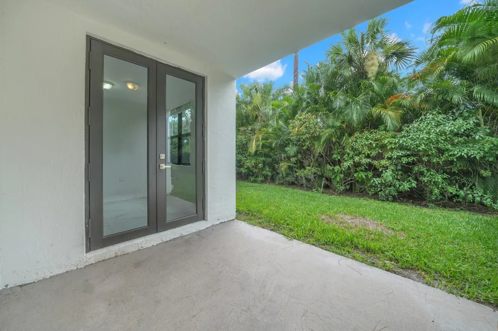 407 Bella Sol Way West Palm Beach, FL 33406