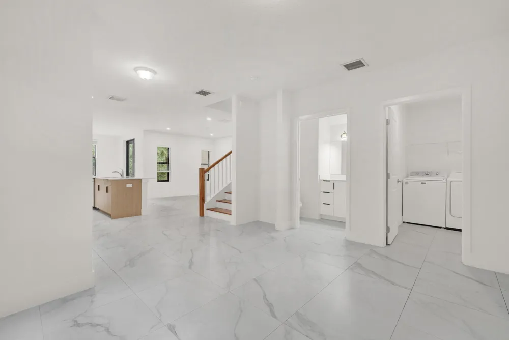 407 Bella Sol Way West Palm Beach, FL 33406