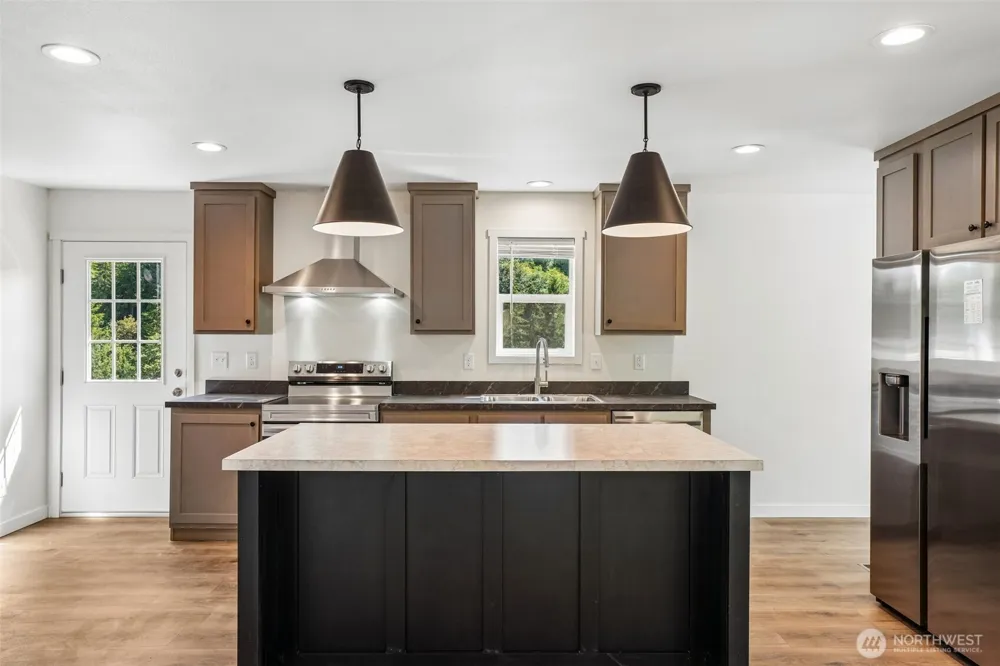 438 S Portal Loop SW Ocean Shores, WA 98569