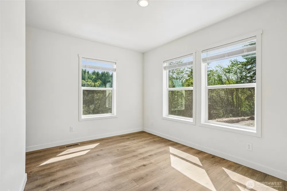 438 S Portal Loop SW Ocean Shores, WA 98569
