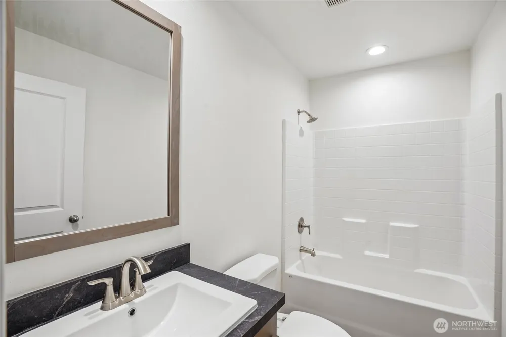 438 S Portal Loop SW Ocean Shores, WA 98569