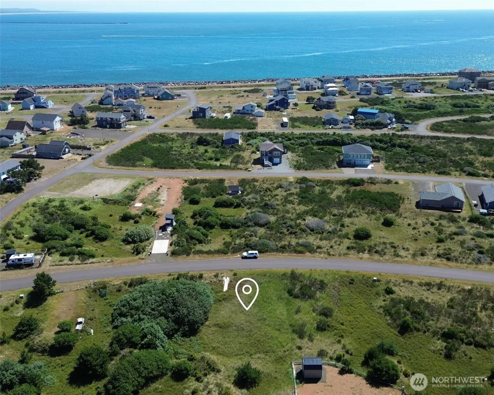 438 S Portal Loop SW Ocean Shores, WA 98569