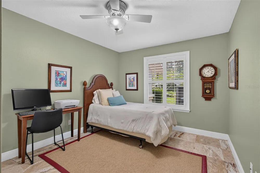 2604 ROYAL LIVERPOOL DRIVE Tarpon Springs, FL 34688