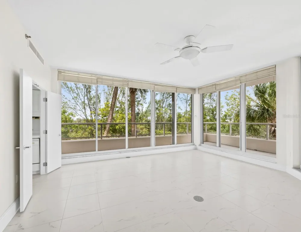 3080 GRAND BAY BOULEVARD #512 Longboat Key, FL 34228