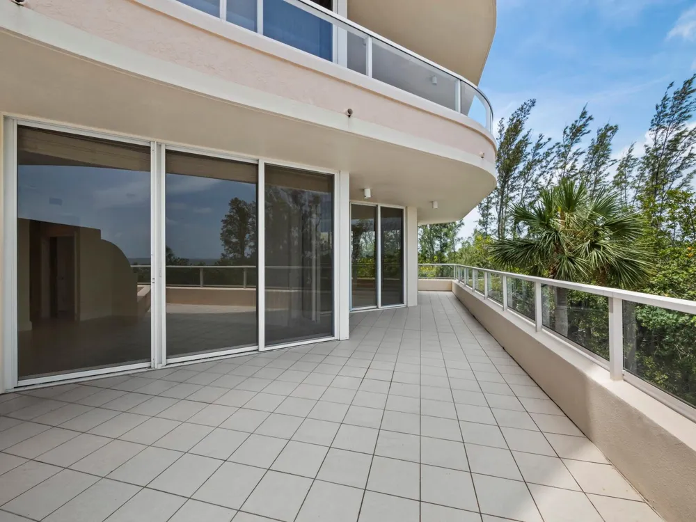 3080 GRAND BAY BOULEVARD #512 Longboat Key, FL 34228