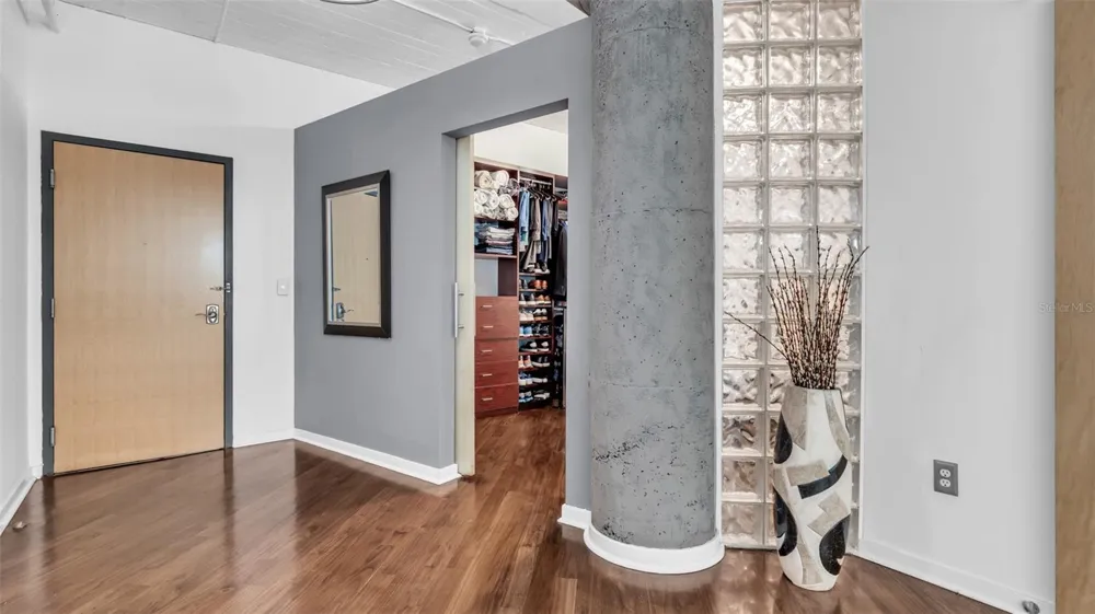 101 12TH STREET #302 Tampa, FL 33602