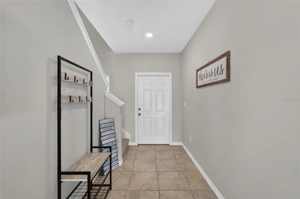 5119 WHITE CHICORY DRIVE Apollo Beach, FL 33572
