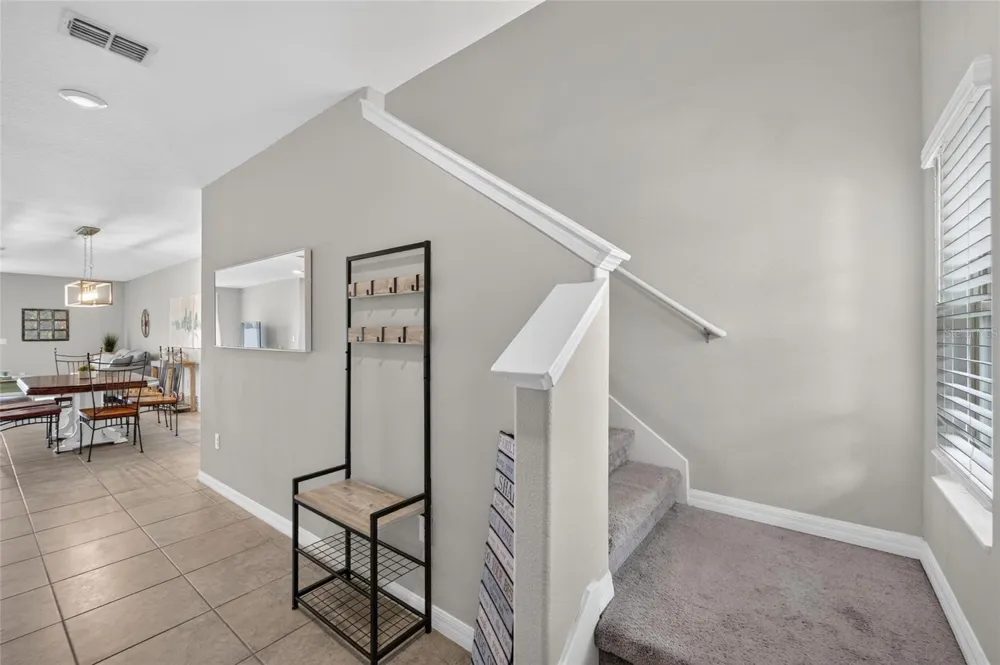 5119 WHITE CHICORY DRIVE Apollo Beach, FL 33572