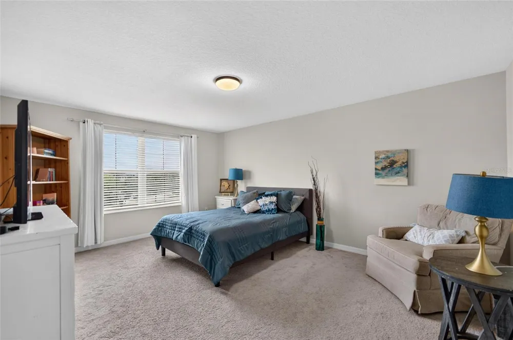5119 WHITE CHICORY DRIVE Apollo Beach, FL 33572