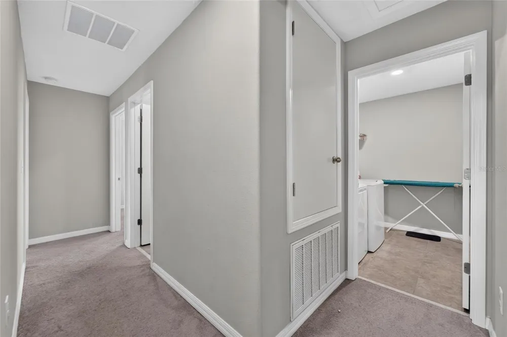 5119 WHITE CHICORY DRIVE Apollo Beach, FL 33572