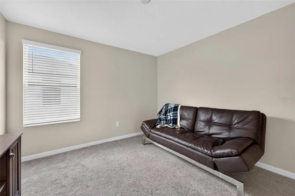 5119 WHITE CHICORY DRIVE Apollo Beach, FL 33572