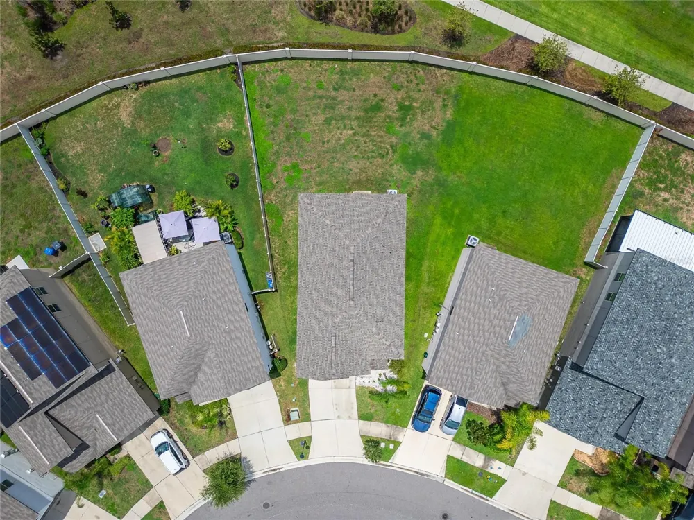 5119 WHITE CHICORY DRIVE Apollo Beach, FL 33572