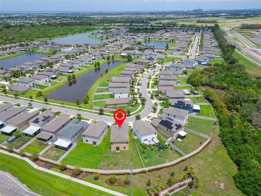 5119 WHITE CHICORY DRIVE Apollo Beach, FL 33572