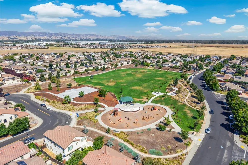 665 Brazelton Circle Vacaville, CA 95688