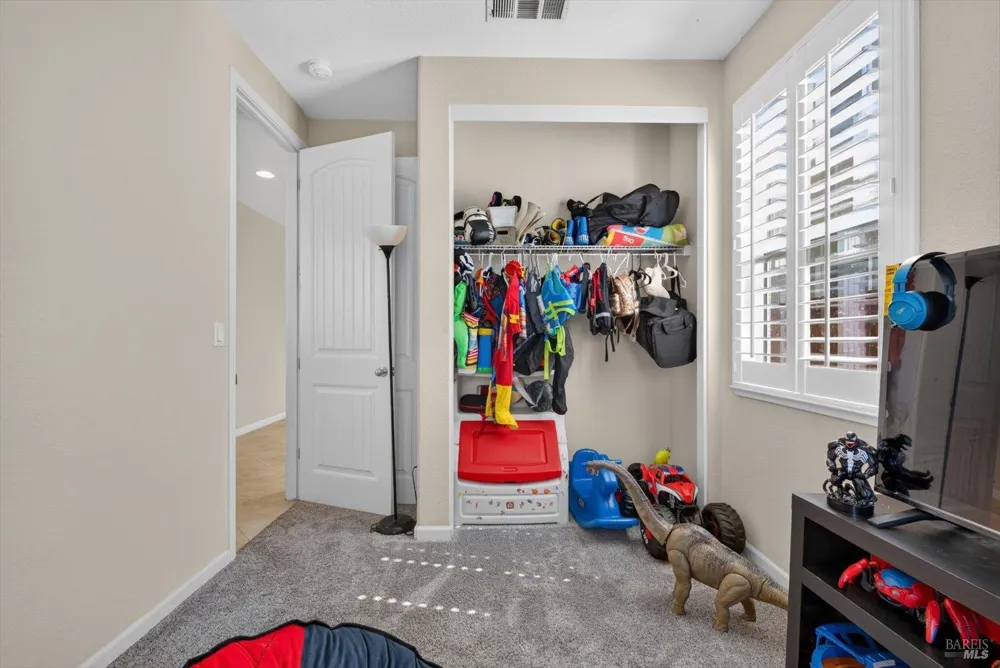 665 Brazelton Circle Vacaville, CA 95688