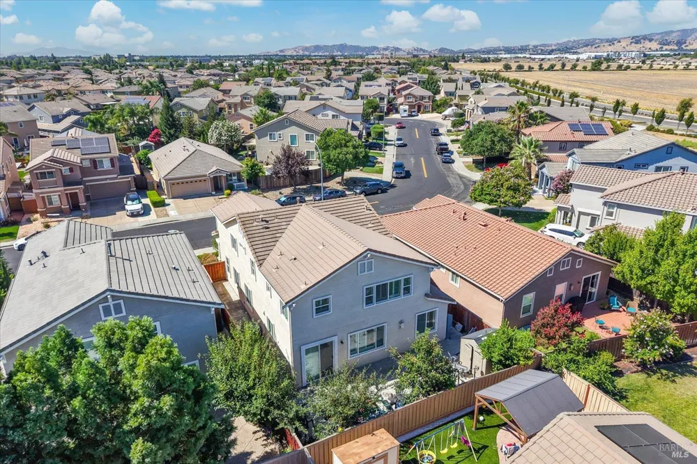 665 Brazelton Circle Vacaville, CA 95688