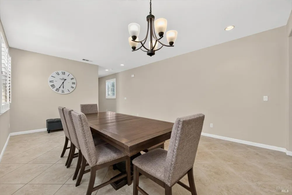 665 Brazelton Circle Vacaville, CA 95688
